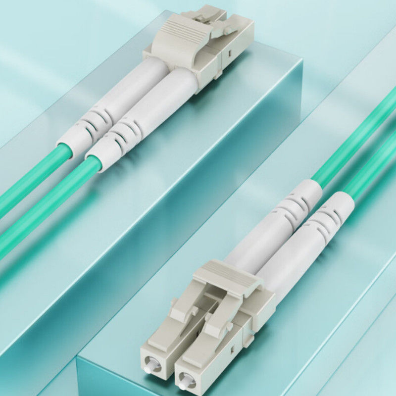 PVC / LSZH / OFNP / OFNR / 플레넘 광섬유 패치 코드 최적 성능