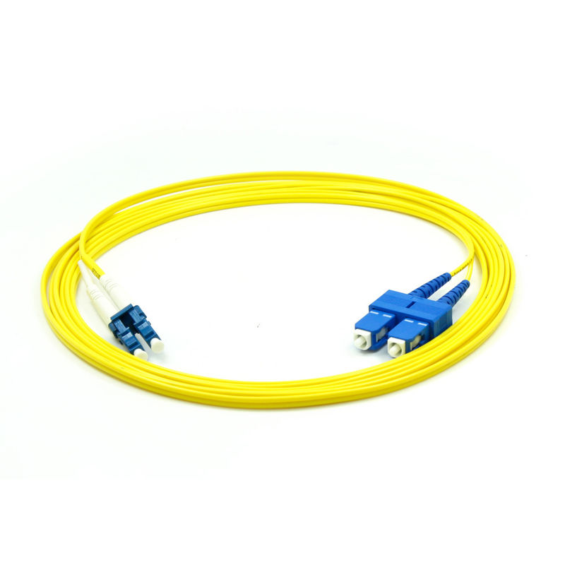 SC UPC FC LC SM G652D G657A 패치 케이블코드 땋아 늘인 머리 SC 12 핵심 광학 섬유 패치 코드